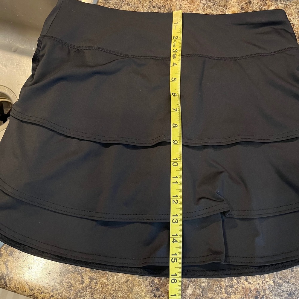 Athleta Black Tiered Ruffle Skort Athletic Skirt Small Tall - Picture 10 of 10